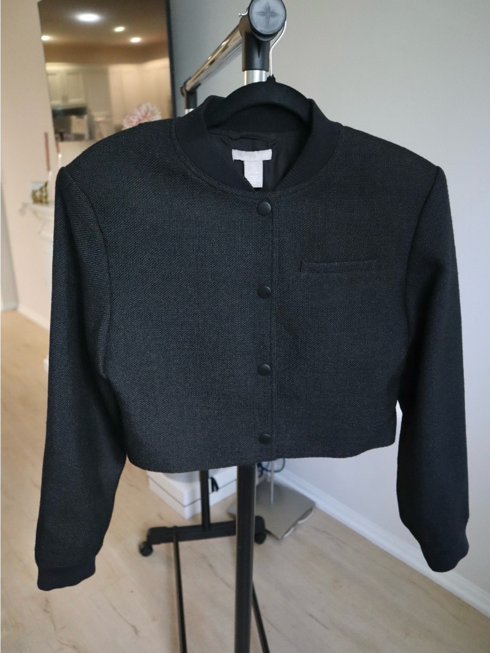 H&M Black Cropped Jacket with Shoulder Pads